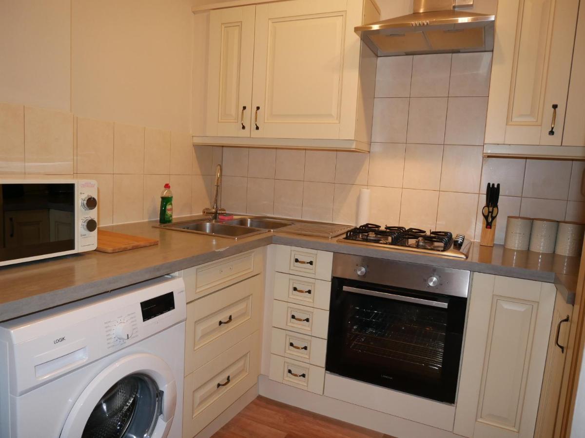 Cosy Two Bedroom Apartment Bishop Auckland Esterno foto