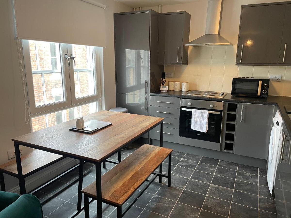 Cosy Two Bedroom Apartment Bishop Auckland Esterno foto